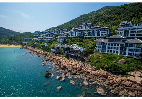 InterContinental Danang Sun Peninsula Resort