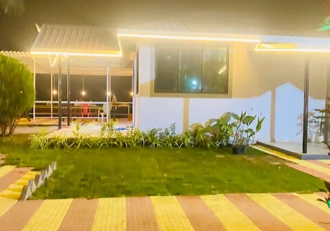 GG farmhouse by Prospera Hospitality Pvt. Ltd.