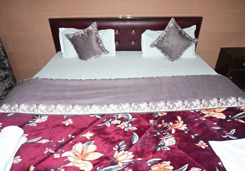 The Ayodhya Ji Palace