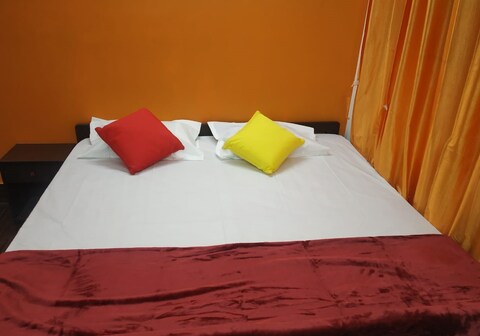 The Colours Inn | Rooms in an Apartment