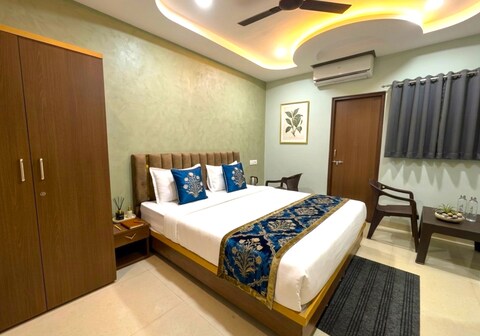 The Mayfair Hotel