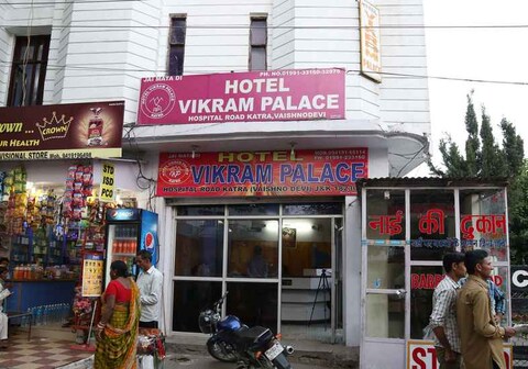 Hotel Vikram palace