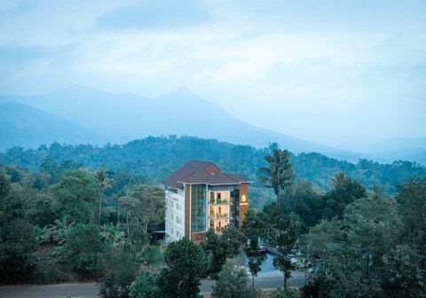 Boulevard Hotel