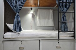 Aqua Marol Dormitory, Thane Aqua Marol Dormitory, Thane