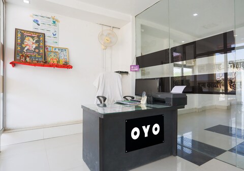 Hotel O Mansha Palace