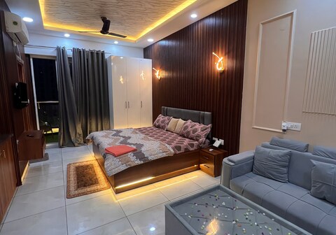 The Sunset Villa