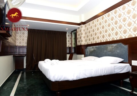 Hotel Nagarjuna