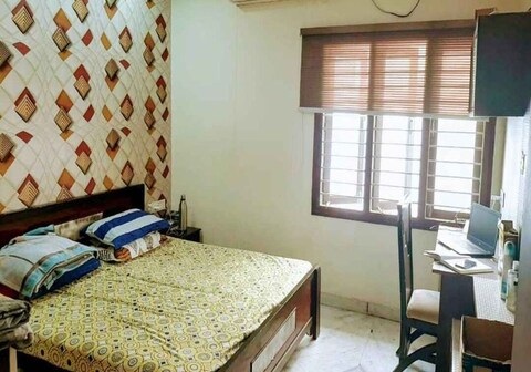 S.V. Grand Apartment | Rooms & Guided Treks