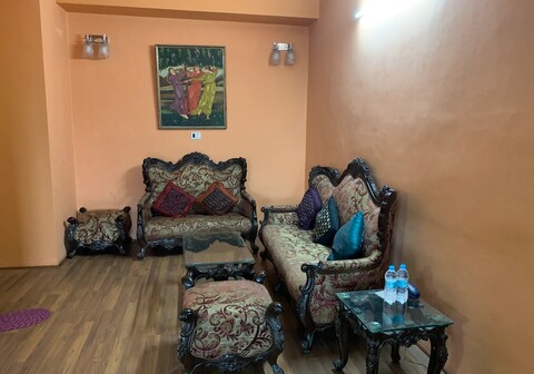 Rawdon Akky Residency