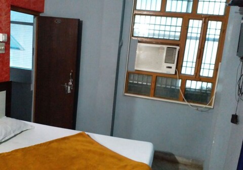 Hotel Krishna Palace