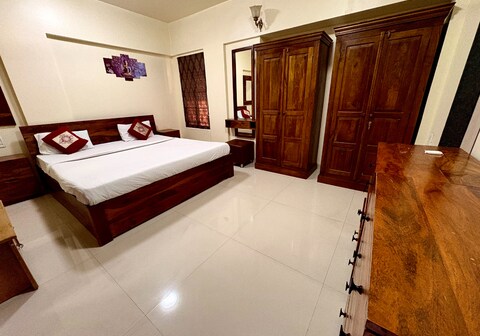 Leisurely Abode Service Apartment, Dapodi