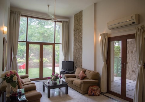 Hermitage Suites In KOREGAON PARK