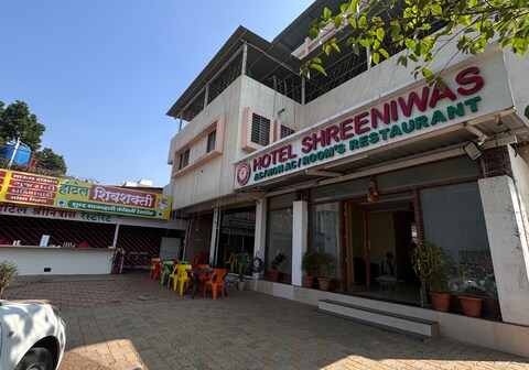 Hotel Shreeniwas