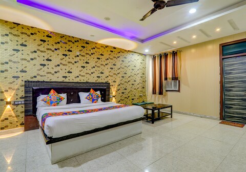 FabHotel Gold Galaxy