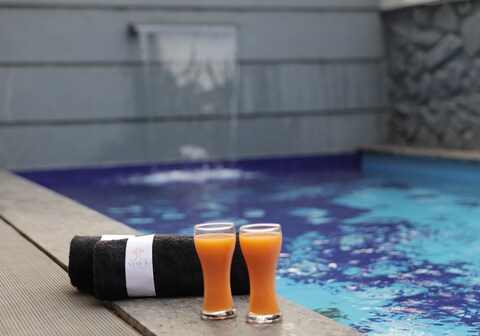 Stay 5 | Pool Villas