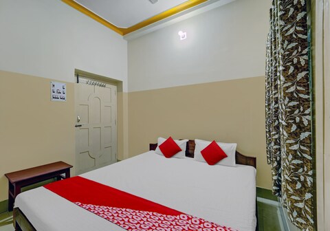 Hotel O 819125 HOTEL SHIV TRIPTI AND BANQUET HALL