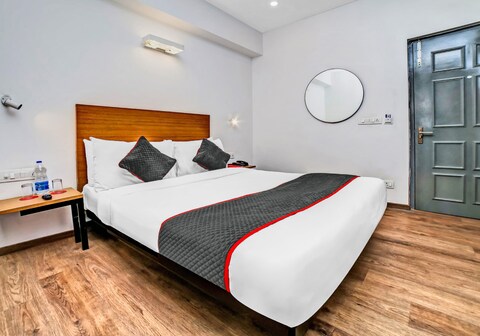 1274 Super Townhouse Patrakar Puram