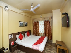 OYO 4529 Hotel Star of Kashmir, Srinagar OYO 4529 Hotel Star of Kashmir, Srinagar