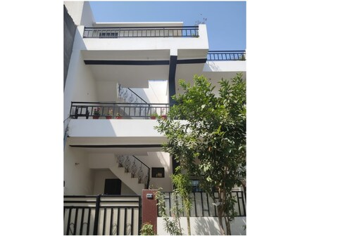 Narayan Homestay | Entire private flat near Sangam