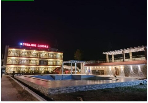 Shinjini Resort
