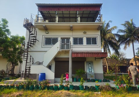 HOLY ISLAND GUEST HOUSE ( GANGASAGAR)