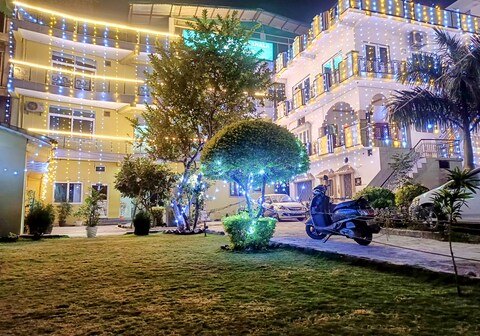 Gaurav Family Guest House