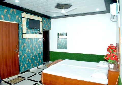 Radhey Krishna Homestay