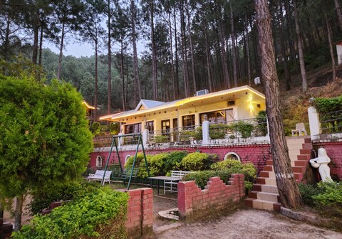 Pine Valley Resort | Rooms & Restaurant