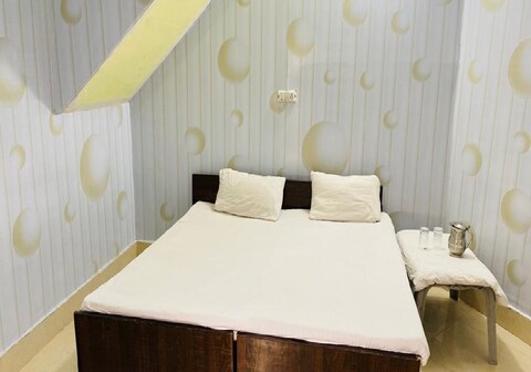 Shri Krishan Kripa guest house