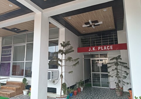 Hotel JK Palace