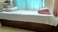 Cozy Room in Jadavpur, Kolkata Cozy Room in Jadavpur, Kolkata