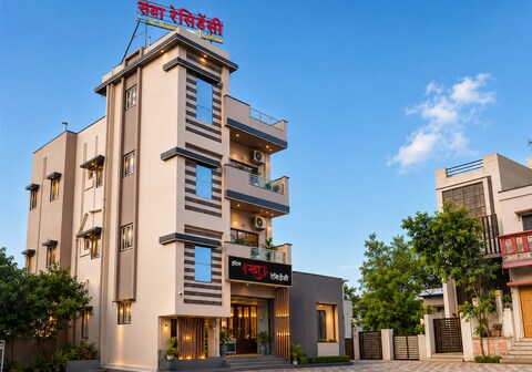 Hotel Rudra Residency