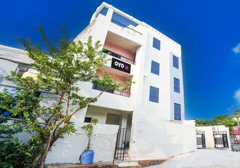 Hotel O SUNRICH HOTEL LODGING AND BOARDING