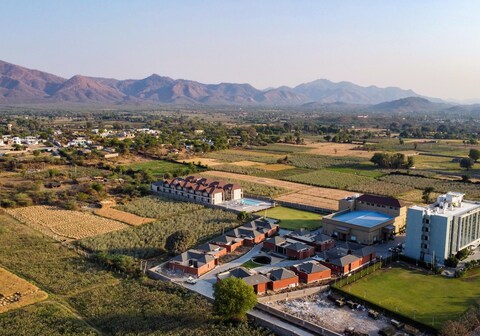 The Bhagwati Cottage & Villa