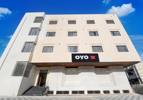 Hotel O Classy Castle