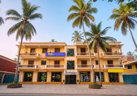 FabHotel Shadowline