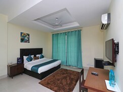OYO 13867 The Pride Hotel, Delhi OYO 13867 The Pride Hotel, Delhi