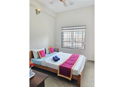 FabHotel Oasis Homes