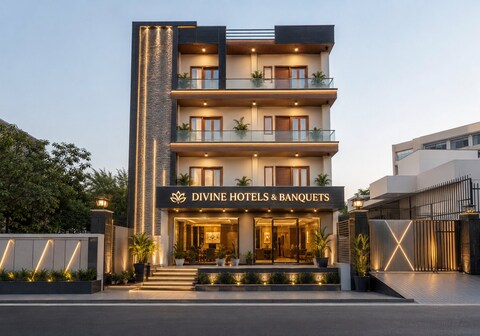 DIVINE HOTELS & BANQUETS