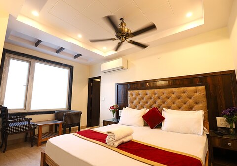 Staybook Atlanta@New Delhi Railway Station