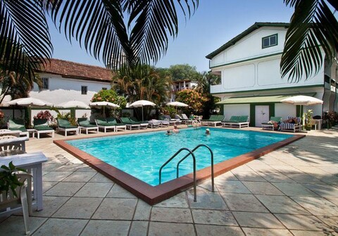 SEA MIST BEACH RESORT