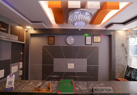 Tourist Palace @ IGi Airport