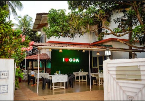 Hotel Halcyon - Near Candolim Beach