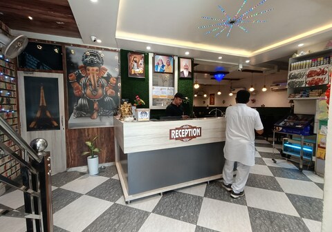 Bros Kitchen Restaurant and Hote.