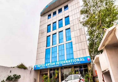 Hotel Aryan international