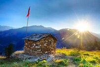 The Goat House, Dayara Bugyal, Uttarkashi The Goat House, Dayara Bugyal, Uttarkashi