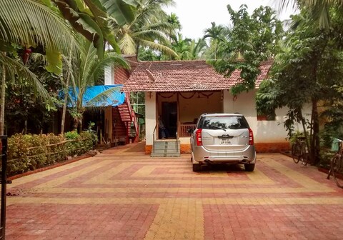 Aaplii Wadi Homestay