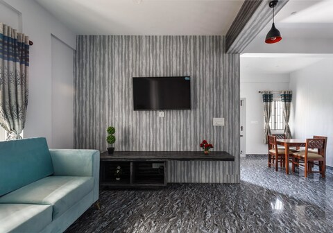 Galaxy 4th Block by Red Olive|Nr HCG Jayanagar