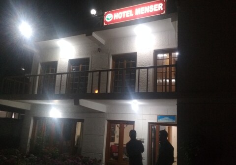 Hotel Menser