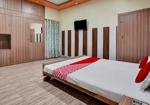 Super Hotel O Om Shriyam Banquet And Heritage